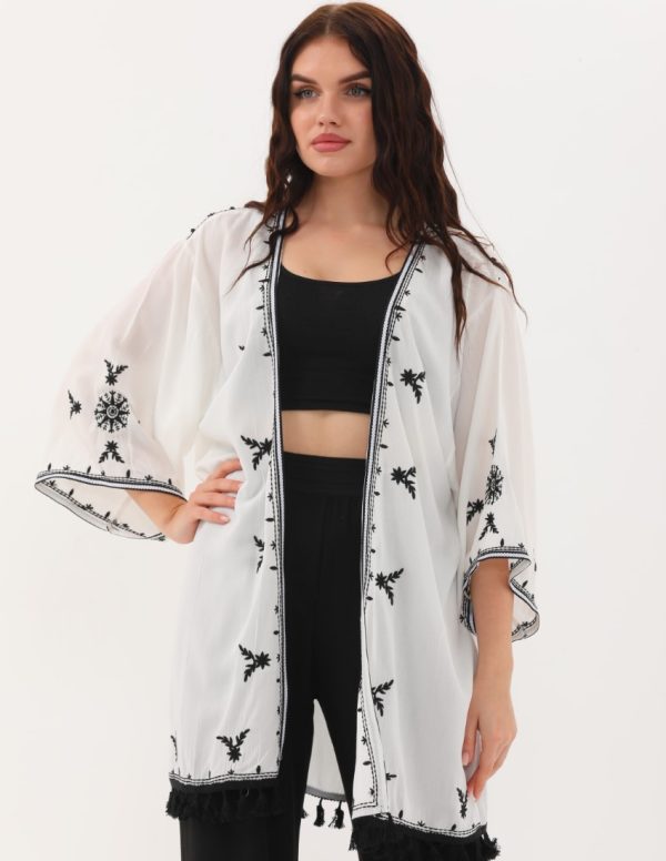 Nakış ve Püskül Detaylı Kimono